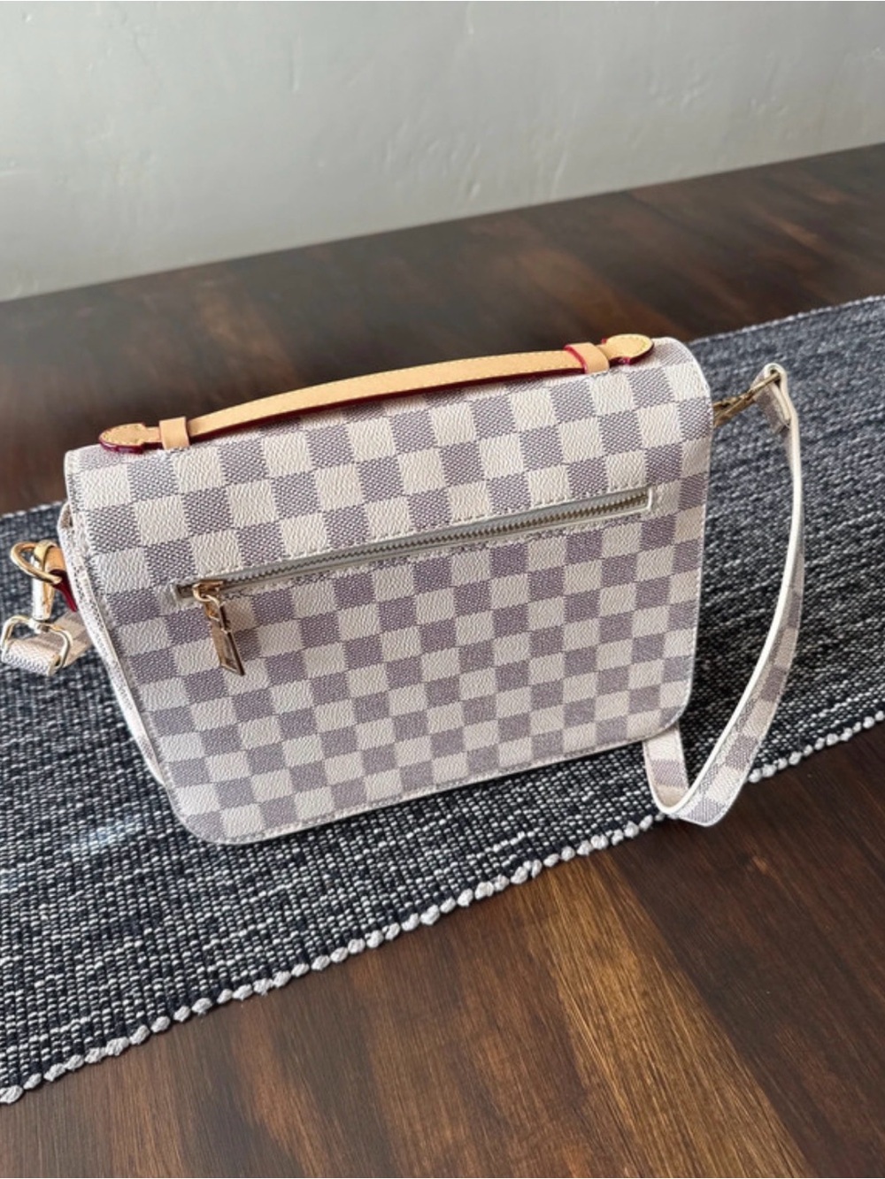 Checkered bag - Picture 3 of 3